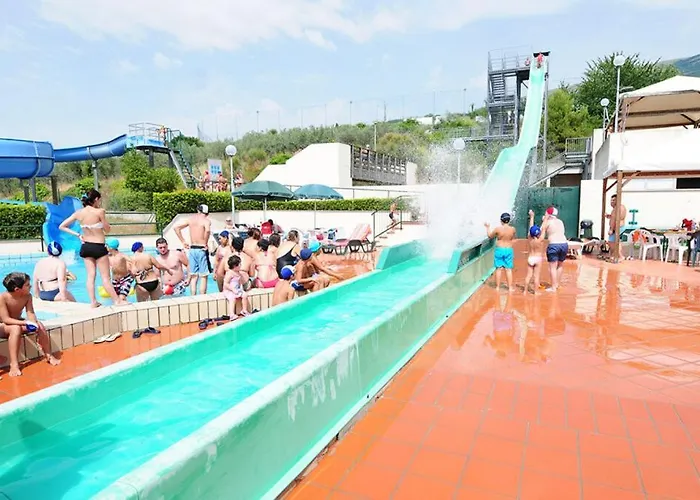 Al Centro Apartament Trevi